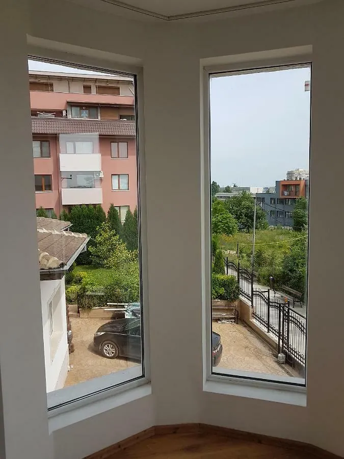 Spacious Suite Sotira Varna