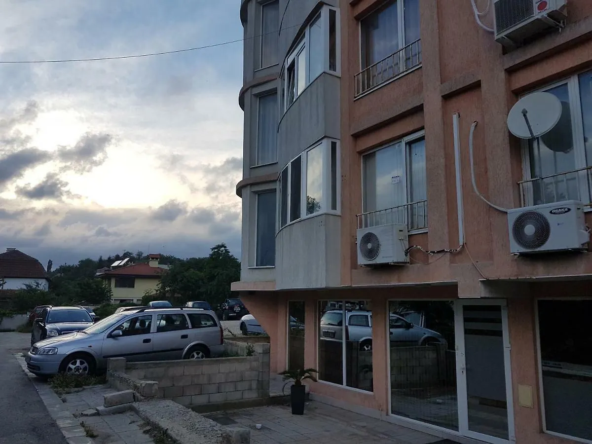Apartment Spacious Suite Sotira Varna